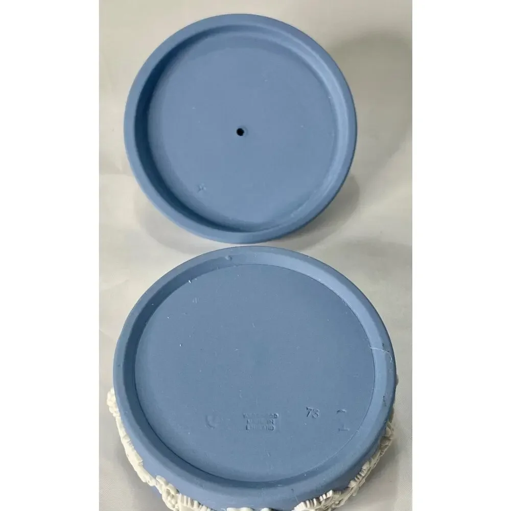 Wedgwood Blue Jasperware Round Acanthus Trinket Box Candy Dish